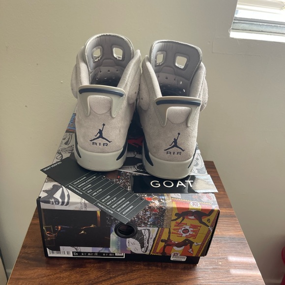 Jordan Retro 6 Georgetown - Picture 3 of 7